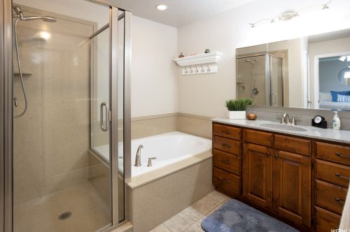 118 800, Woodland Hills UT 84653-9310 exterior