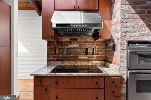 1006 Somerset Ln, Silver Spring MD 20904-6241 exterior