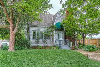 224 Indianapolis Ave, Tulsa, OK 74112-1110