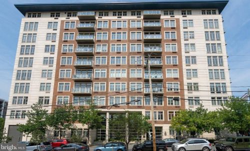 1900 Hamilton St, Philadelphia PA  19130-3889 exterior