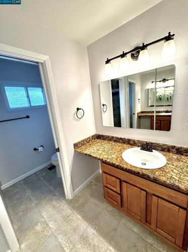 5518 Guadalupe Ct, Concord, CA 94521-2447
