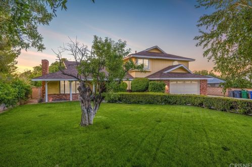 4805 Avenue, Lancaster, CA 93536-2465