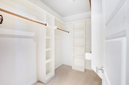 2104 Cologne Dr, Carrollton TX 75007-2336 exterior