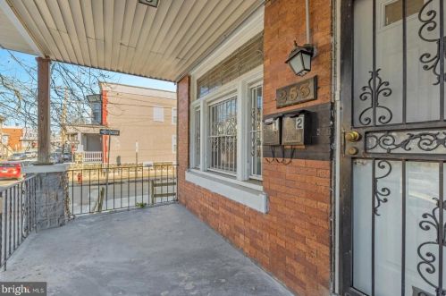 253 53 St, Philadelphia PA 19131-4344 exterior