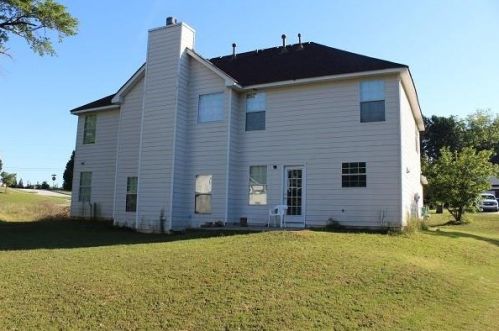 2227 Carolina Wind Ct, Lithonia, GA 30078-2581