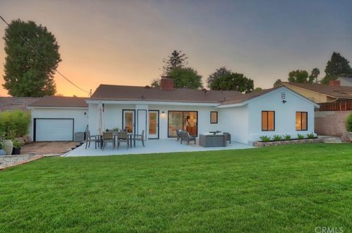 1622 Virginia Ave, Glendale CA  91202-1246 exterior