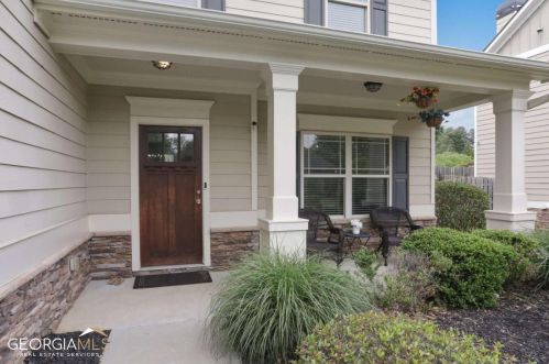 1627 Lake Holcomb Ln, Marietta, GA 30062-2000