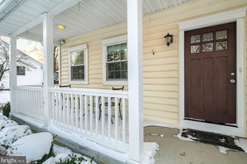 834 Edge Park Dr, Tavistock NJ 08033-1022 exterior