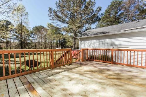 1041 Essex Rd, Watkinsville, GA 30677-3292