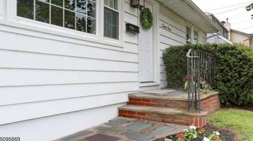 77 Bryant Ave, Bloomfield, NJ 07003-5403