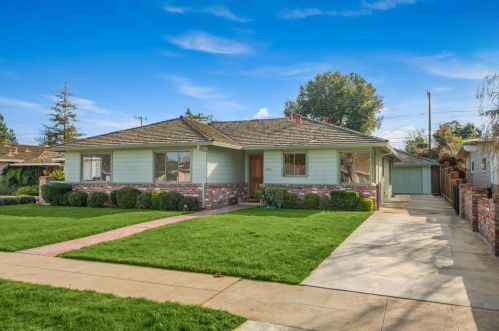 1494 Cherry Valley Dr, San Jose, CA 95125-4427