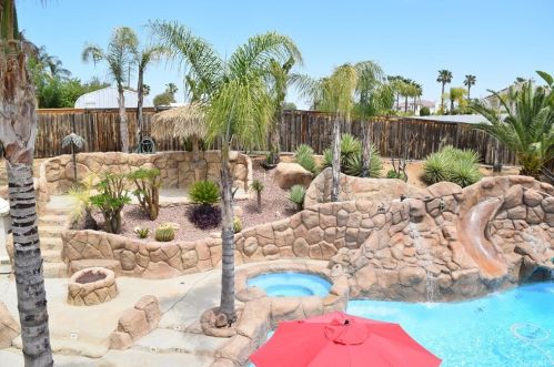 12722 Royal Palm Ln, Riverside CA  92503-7077 exterior