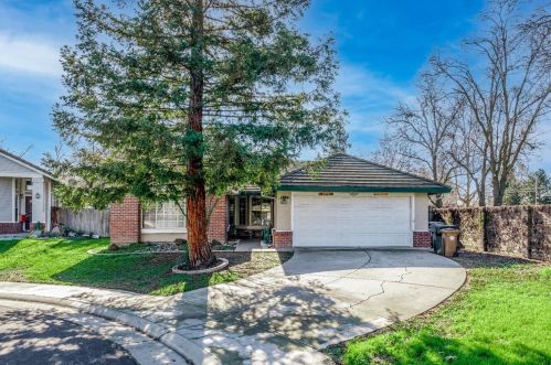 5010 Gopherglen Ct, Elk Grove, CA 95758-5607