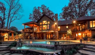 120 39th Avenue Dr, Hickory, NC 28601-9037
