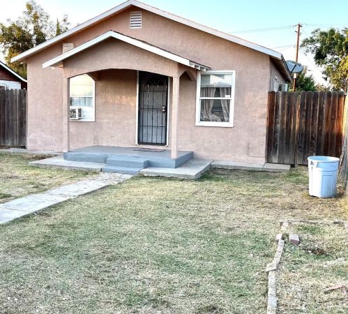 1225 Eugene Ave, Modesto, CA 95351-4602