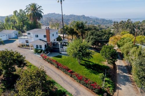 1518 Merritt Dr, El Cajon, CA 92020-7848