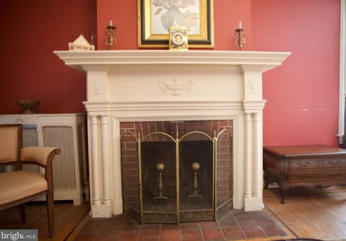 310 Warwick Rd, Haddonfield NJ 08033-3828 exterior