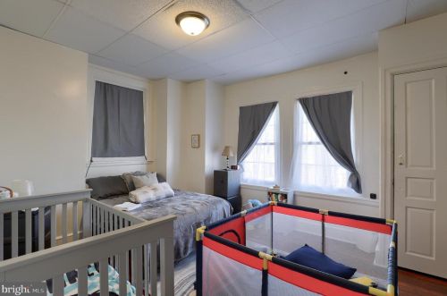 702 King St, York PA 17401-3627 exterior