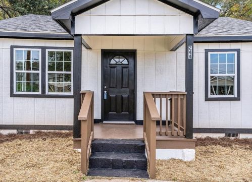 244 Union Hill Dr, Forsyth, GA 31029-3233