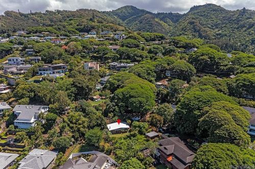 2412 Makiki Heights Dr, Honolulu HI  96822-2546 exterior