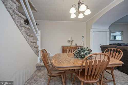 5724 Jackson St, Philadelphia PA  19148-2930 exterior