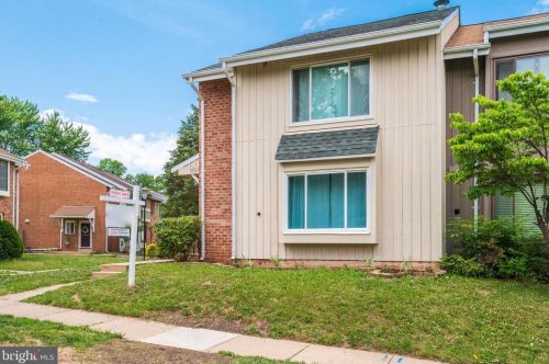 13323 Apgar Pl, Herndon, VA 20170-4304