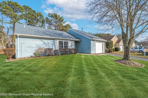 2018 Brookdale Dr, Lacey, NJ 08731-5630