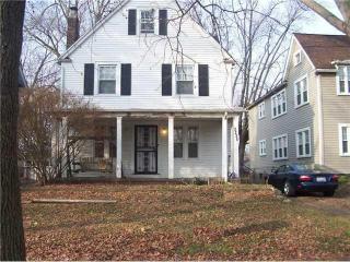 3235 Algonquin Pkwy, Toledo, OH 43606-2106