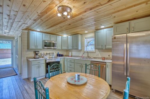 236 Rustic Rd, Bellvue CO 80512-9314 exterior