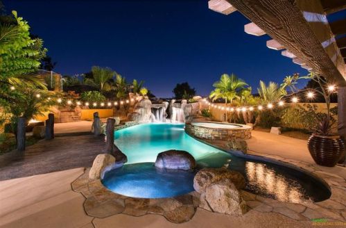 3020 Levante St, Carlsbad, CA 92009-8228