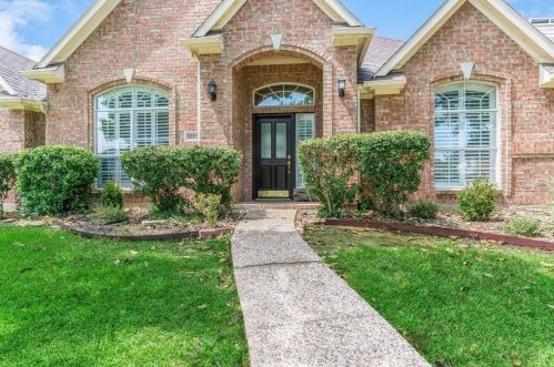 1005 Cowboys Pkwy, Irving TX  75063-5024 exterior