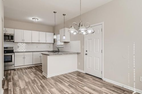 1146 Ira St, Atlanta GA  30310-3657 exterior