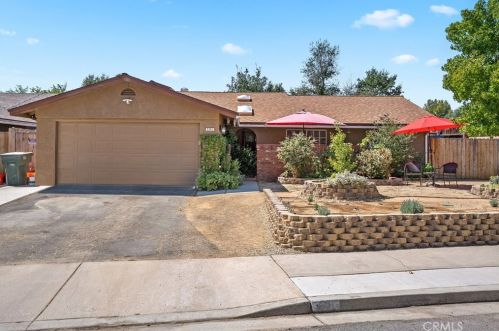 3297 Firtree Way, Lake Nacimiento, CA 93446-4518