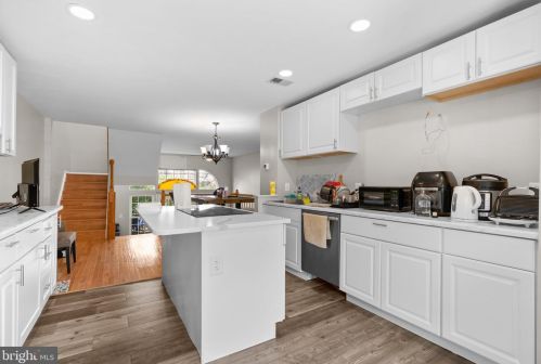 23 Morning Breeze Ct, Silver Spring MD 20904-1248 exterior