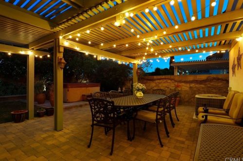 14912 Elm Ave, Irvine CA  92606-2611 exterior