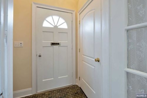 319 Bogert Ave, Ridgewood, NJ 07450-2703