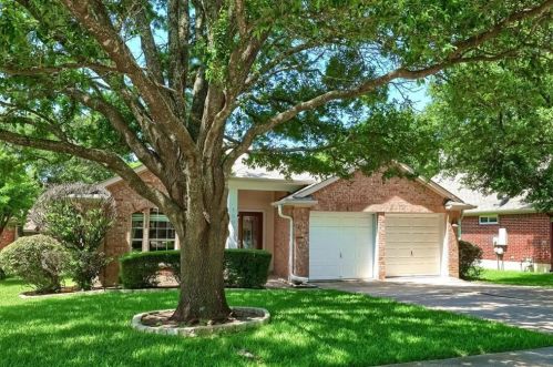 15028 Babbling Brook Dr, Austin, TX 78728-4349