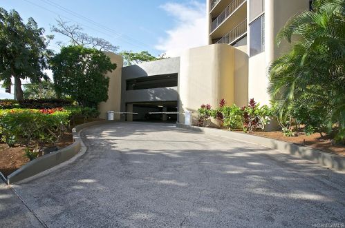 2101 Nuuanu Ave, Honolulu HI  96817-1764 exterior