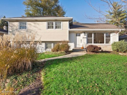 436 Traube Ave, Willowbrook IL  60514-2819 exterior