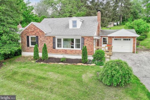 421 Corbin Rd, York, PA 17403-4727