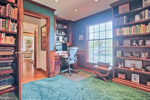 54 Strayer Dr, Carlisle PA 17013-4404 exterior