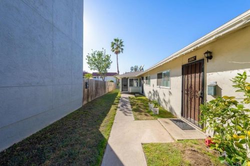 462 3rd Ave, Chula Vista CA  91910-4613 exterior