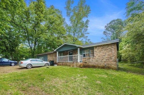 4131 Hicks Rd, Austell, GA 30106-1527