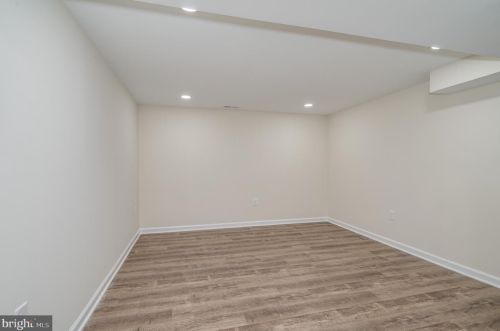 201 Pointfield Dr, Harpers Ferry WV 25425-5173 exterior