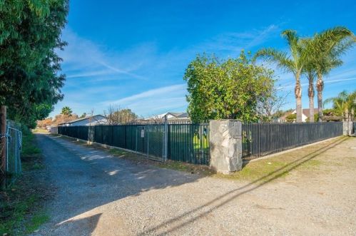 11552 Monte Vista Ave, Chino, CA 91710-1732