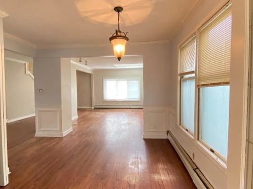 345 Bellaire Ave, Des Plaines, IL 60016-3701