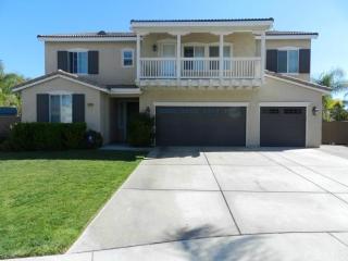 13690 Deerpath Cir, Corona, CA 92880-5533
