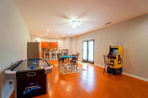 2548 Westchester Way, Conyers GA  30013-2475 exterior