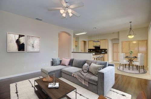 9720 Mckenna Dr, Elk Grove, CA 95757-4027