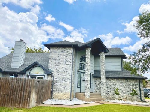 6909 Cheswick Dr, Fort Worth, TX 76182-4459